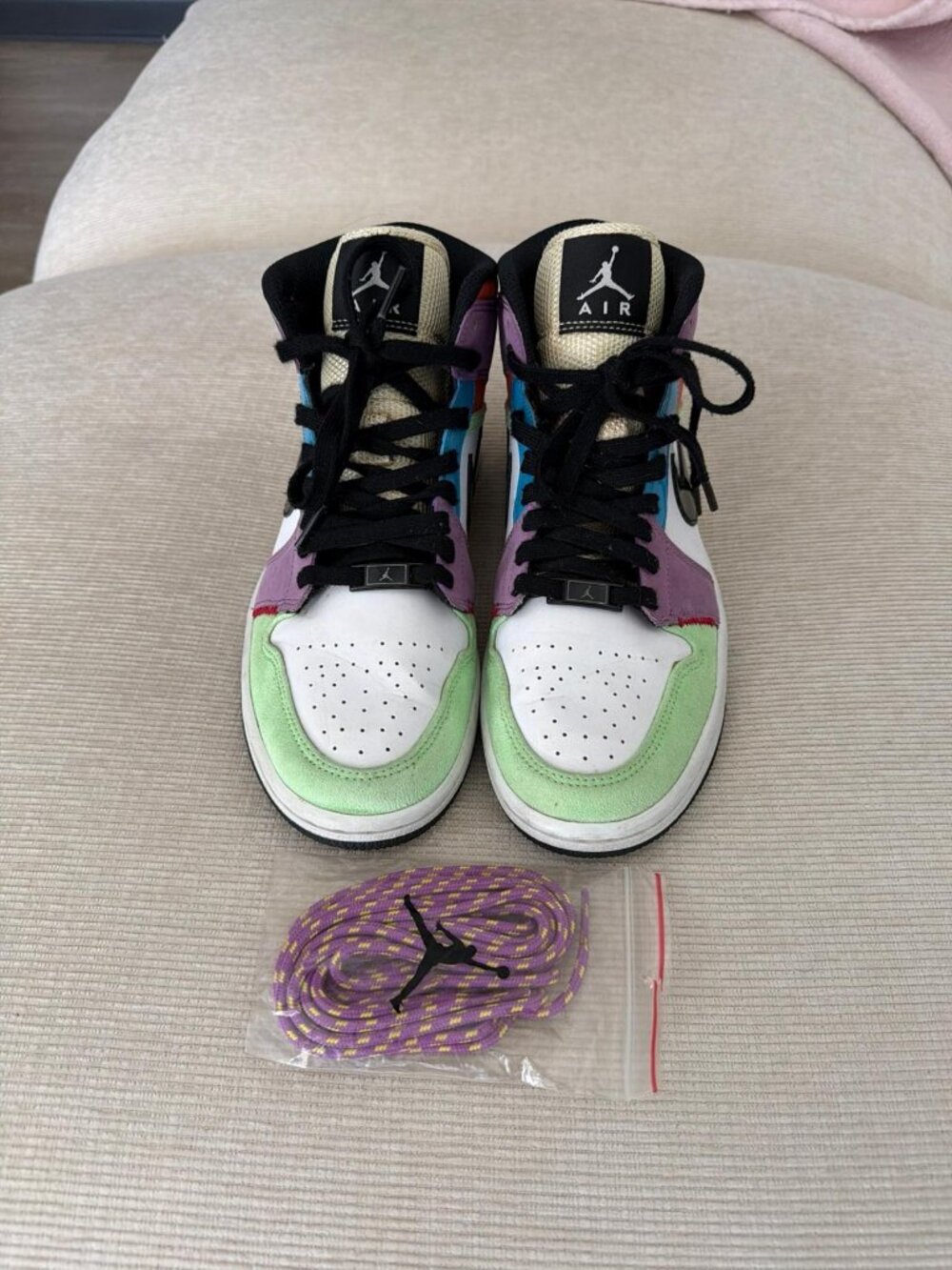 Nike Air Jordan 1 Mid SE “Multi-Color Pop